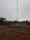 Telekomunikasi Steel Galvanized Guyed Tower Dengan Kurung Dan Penangkal Petir